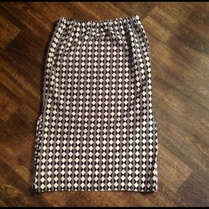 Ladies Pencil Skirt with side pleats